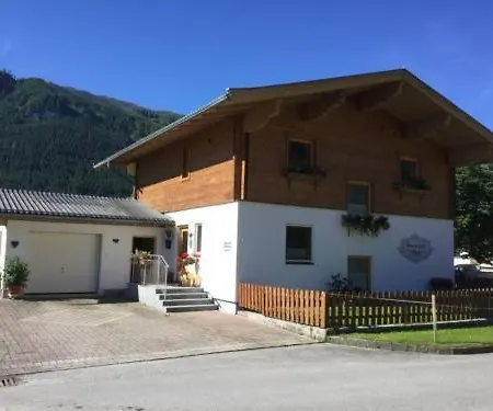 Wagnerhausl Apartment *